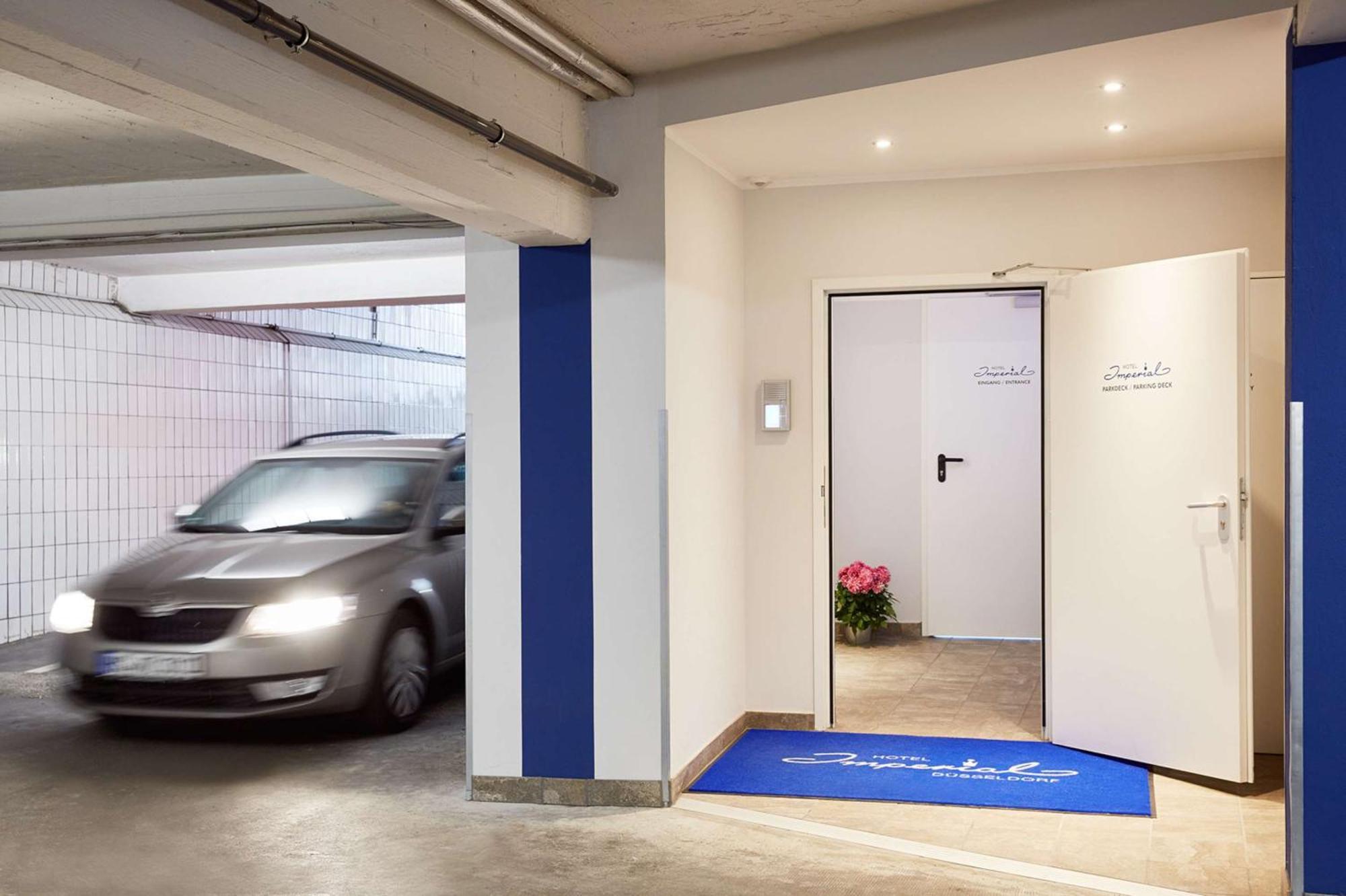 Imperial - Sure Collection By Western 3*